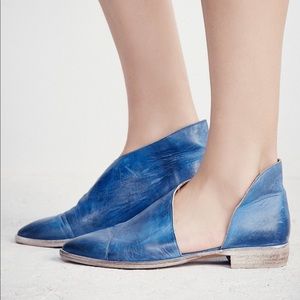🧜🏻‍♀️NWT Free People Royale Flat Indigo 38